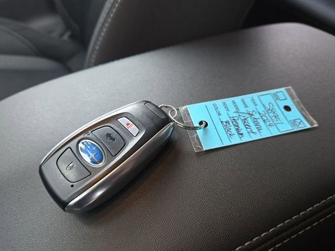 Used 2024 Subaru Ascent Premium w/ Convenience Package image 30