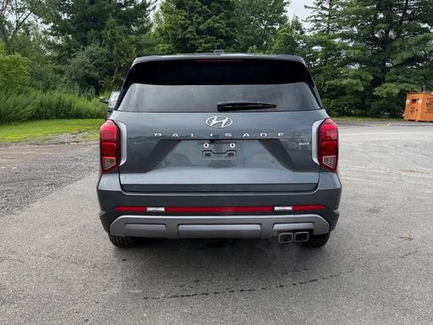 Used 2023 Hyundai Palisade SE AWD/4WD image 4