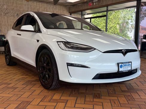 Used 2023 Tesla Model X AWD/4WD image 11