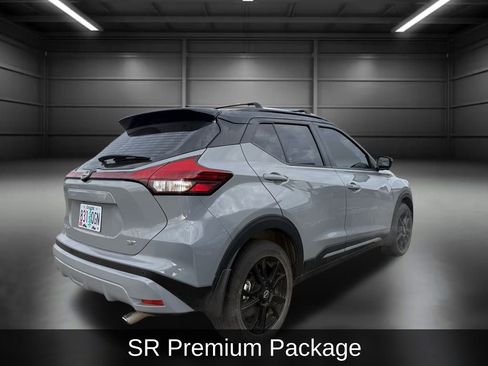 Used 2024 Nissan Kicks SR w/ SR Premium Package image 6