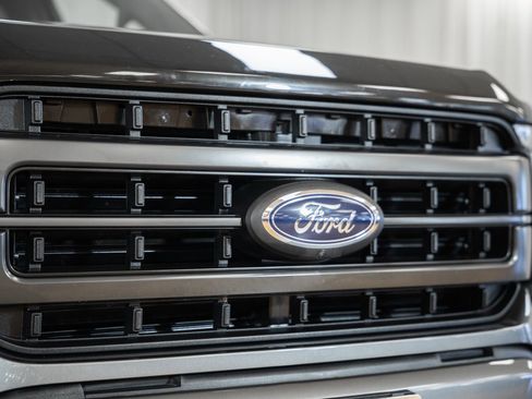 Certified 2021 Ford F150 Lariat w/ Equipment Group 502A High image 7