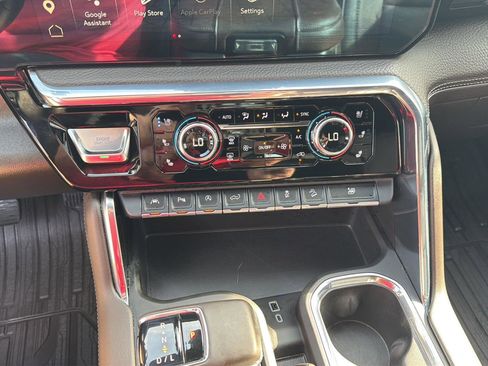Used 2023 GMC Sierra 1500 Denali w/ Denali Reserve Package AWD/4WD image 21