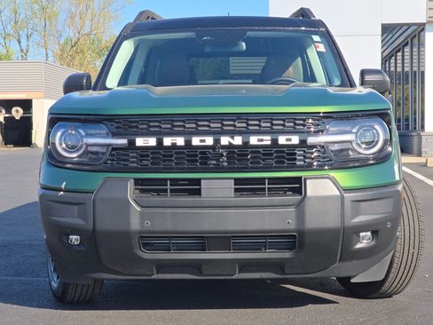 Used 2025 Ford Bronco Sport Outer Banks w/ Outer Banks Tech Package+ AWD/4WD image 14