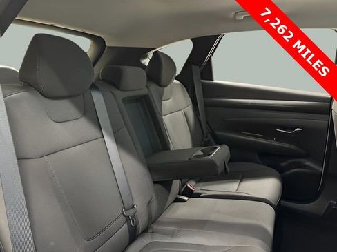 Used 2025 Hyundai Tucson SE image 13