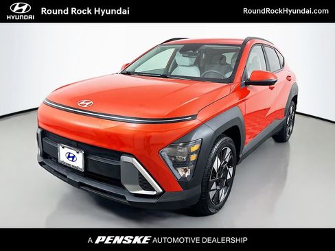 Certified 2025 Hyundai Kona SEL image 1