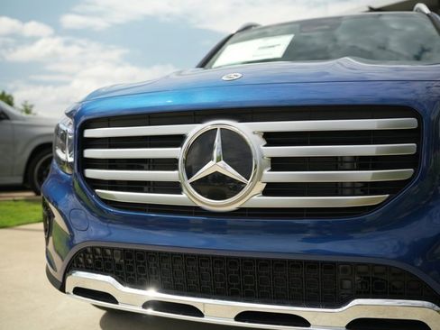 Certified 2026 Mercedes-Benz GLB 250 4MATIC image 11