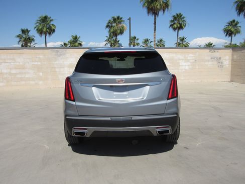 Used 2025 Cadillac XT5 Premium Luxury FWD image 7