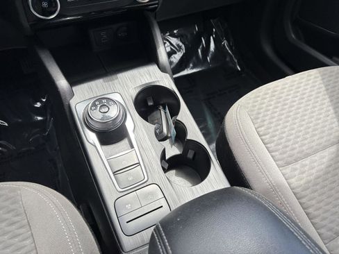 Used 2022 Ford Escape SE AWD/4WD image 14