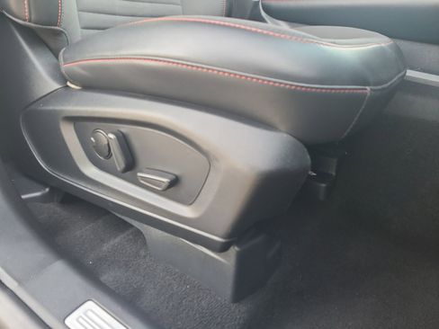 Used 2025 Ford Explorer ST-Line w/ ST-Line Street Pack image 30