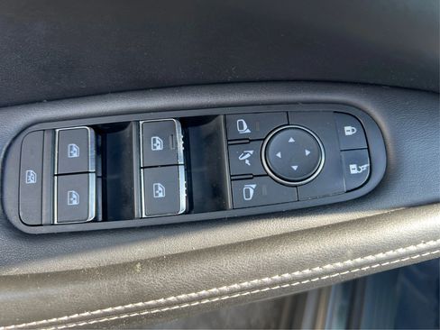 Used 2023 INFINITI QX60 Pure w/ Cargo Package image 32