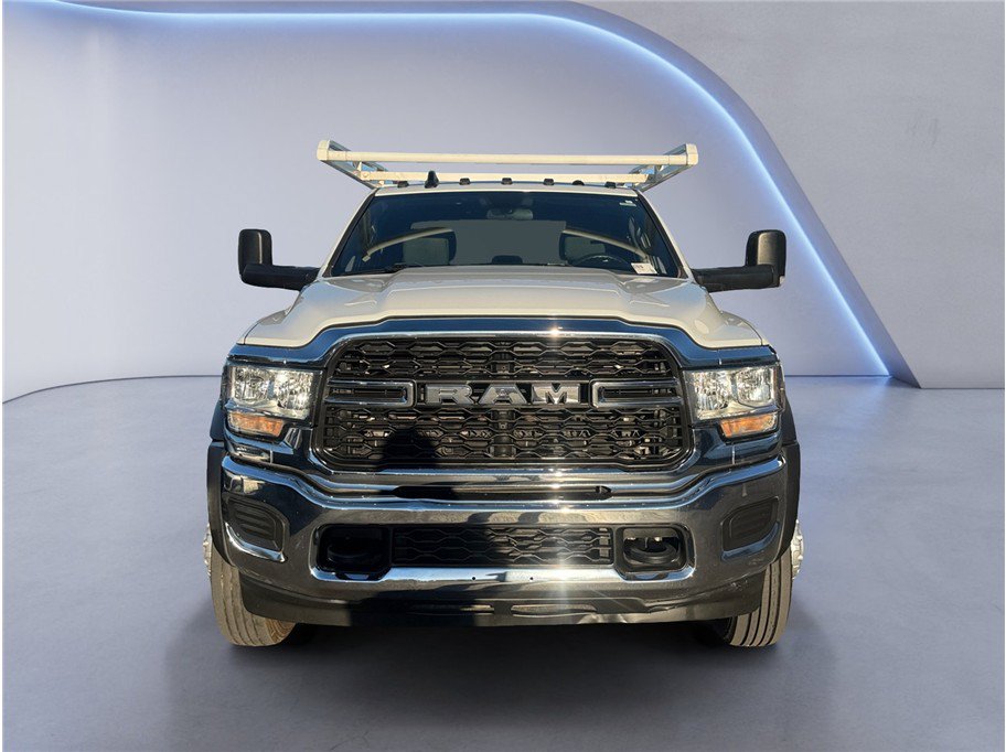 Used 2021 RAM 5500 Tradesman w/ Chrome Appearance Group AWD/4WD image 2
