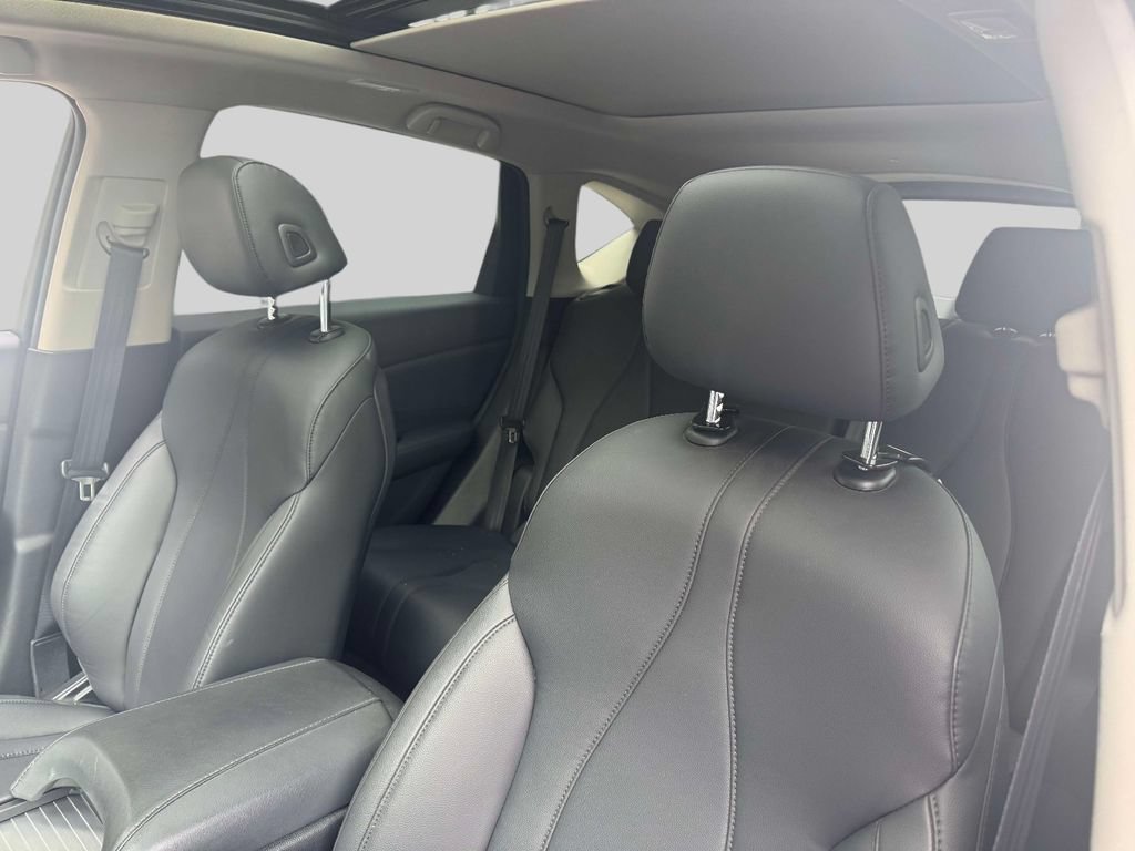 Used 2024 Acura RDX SH-AWD image 17