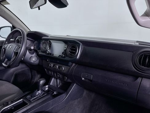 Used 2020 Toyota Tacoma SR image 25