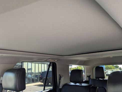 Used 2020 Ford Expedition Platinum image 27