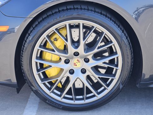 Certified 2019 Porsche Panamera GTS AWD/4WD image 14