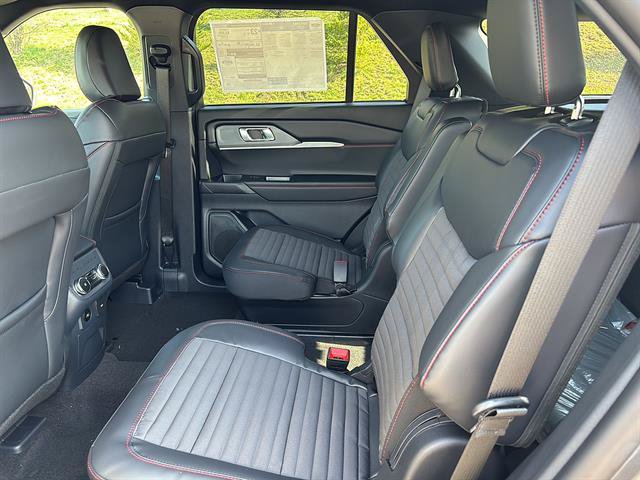New 2026 Ford Explorer ST-Line AWD/4WD image 13