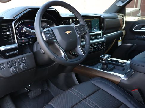 New 2026 Chevrolet Silverado 1500 High Country image 3