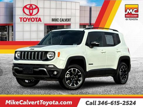 Used 2023 Jeep Renegade Latitude AWD/4WD image 1