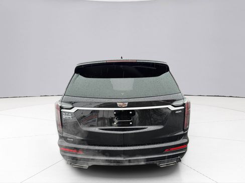 Used 2021 Cadillac XT6 Sport image 4