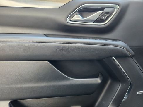 Used 2022 GMC Yukon AT4 image 13