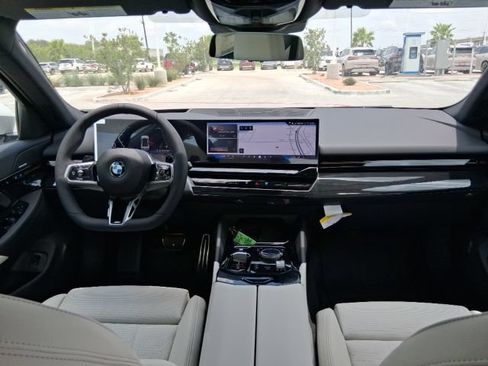 New 2026 BMW 530i w/ M Sport Package RWD image 11
