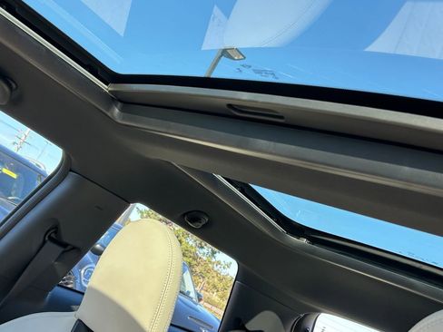 Used 2025 MINI Cooper S image 16