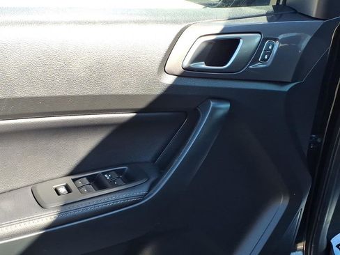 Used 2022 Ford Ranger Lariat w/ Equipment Group 501A High image 11