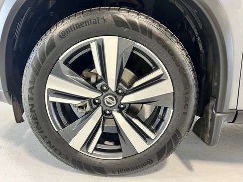 Used 2021 Nissan Rogue Platinum image 54