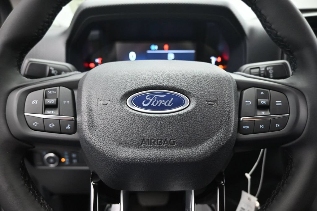 New 2026 Ford Ranger XLT w/ Black Appearance Package AWD/4WD image 10