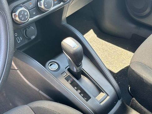 Certified 2025 Nissan Kicks Play S FWD image 30