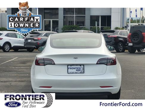 Used 2023 Tesla Model 3 Standard Range image 6