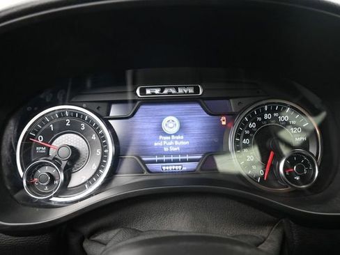 Used 2021 RAM 1500 Big Horn AWD/4WD image 12