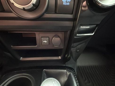 Used 2024 Toyota 4Runner TRD Off-Road Premium image 88