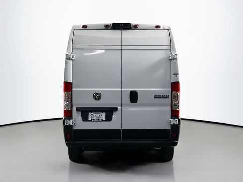 Used 2026 RAM ProMaster 2500 w/ Convenience Group FWD image 6