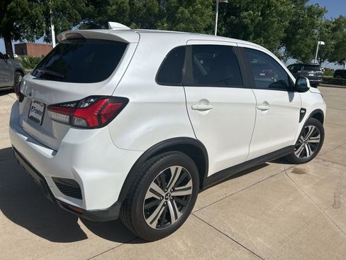 Used 2020 Mitsubishi Outlander Sport ES FWD image 4
