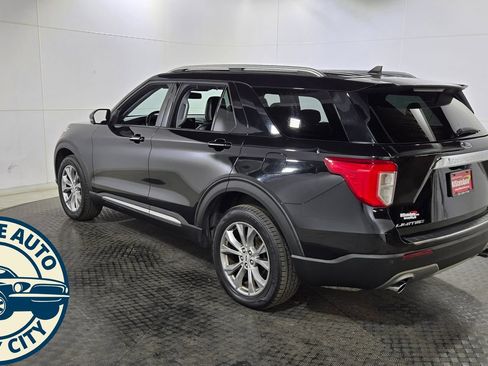 Used 2021 Ford Explorer Limited AWD/4WD image 5