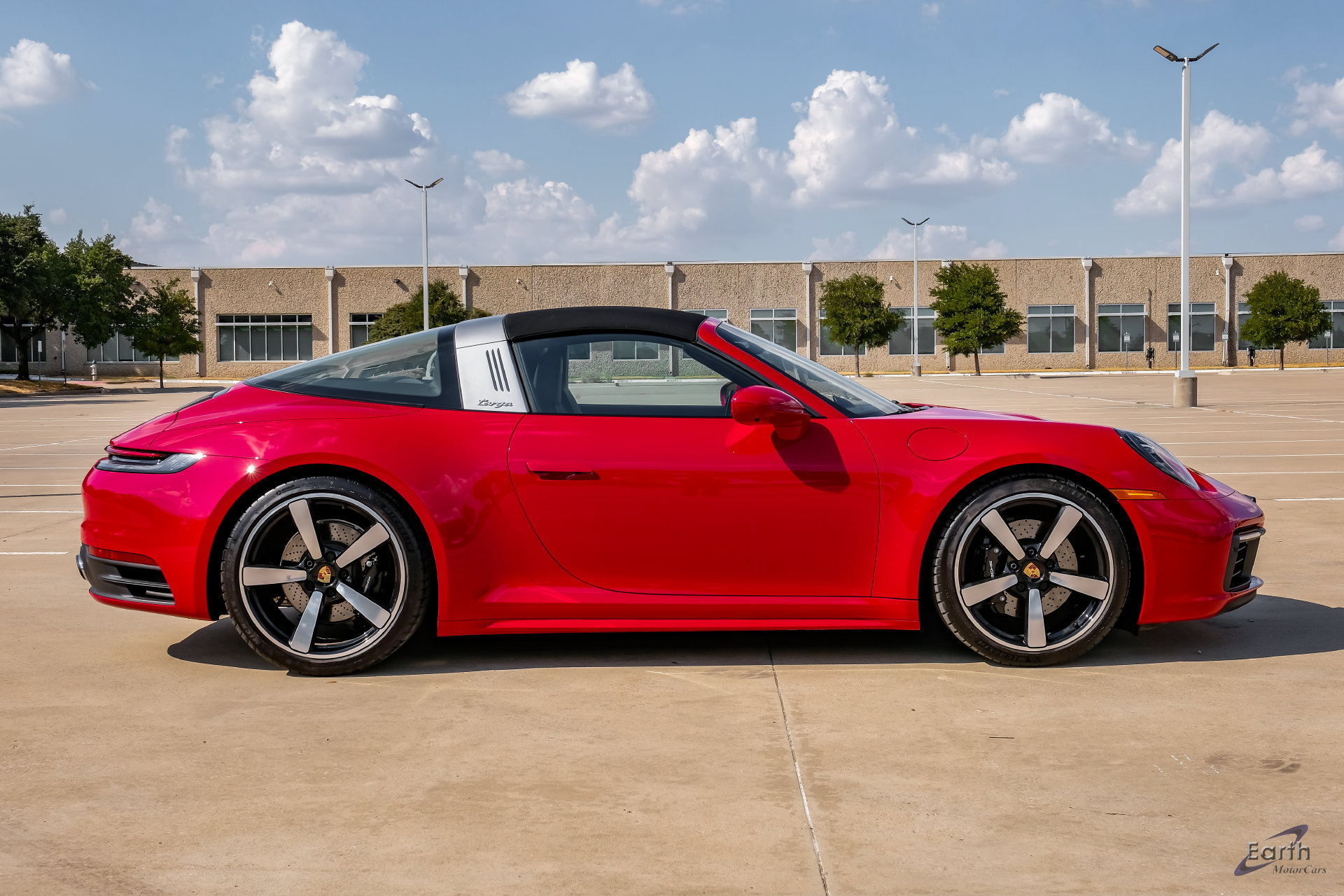 Used 2023 Porsche 911 Targa 4S AWD/4WD image 19