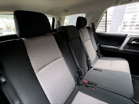 Used 2022 Toyota 4Runner SR5 image 18