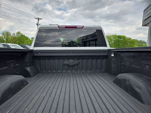 Used 2024 Chevrolet Silverado 2500 LT AWD/4WD image 35