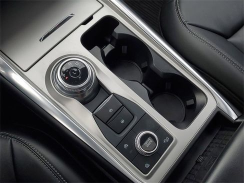 Certified 2024 Ford Explorer XLT w/ Equipment Group 202A image 26