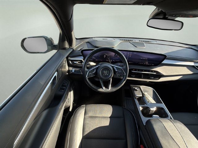 Used 2025 Buick Enclave Preferred FWD image 19