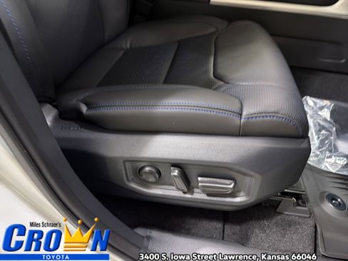 New 2026 Toyota Tundra Platinum AWD/4WD image 37