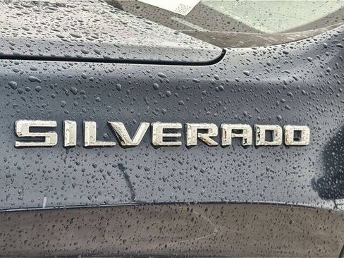 Used 2020 Chevrolet Silverado 1500 LT w/ Texas Edition RWD image 31