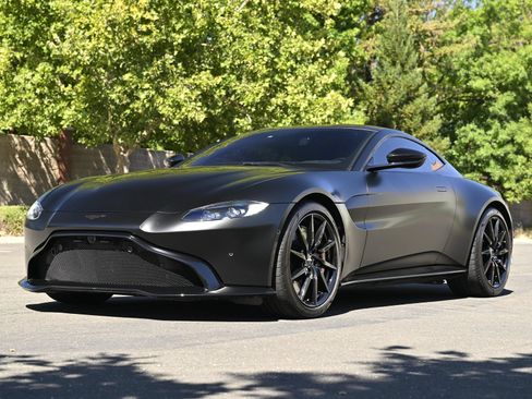Used 2020 Aston Martin V8 Vantage Coupe RWD image 3