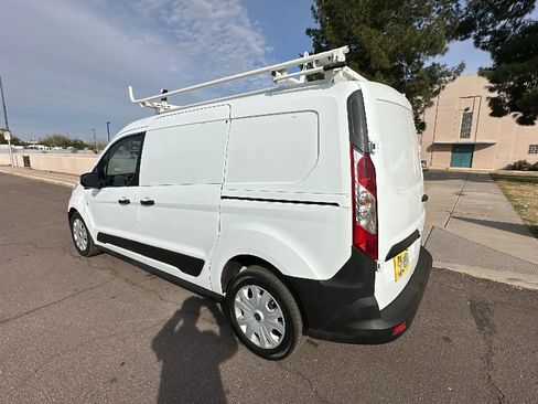 Used 2019 Ford Transit Connect XL image 2