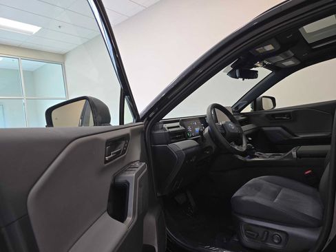 Used 2026 Toyota RAV4 XSE w/ Panoramic Sun Roof Package AWD/4WD image 23