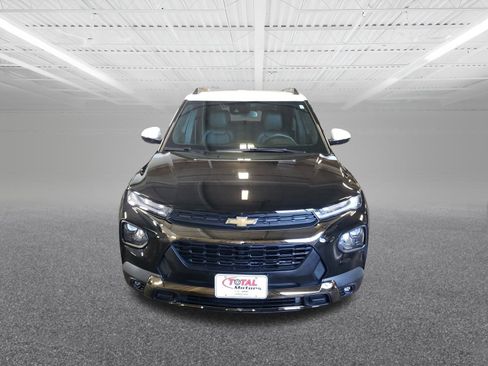 Used 2023 Chevrolet TrailBlazer ACTIV w/ Convenience Package image 3