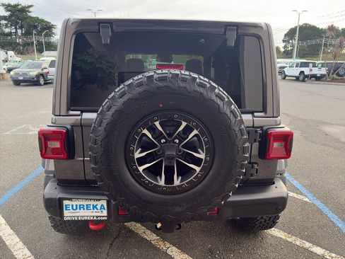 New 2026 Jeep Wrangler Unlimited Rubicon image 23