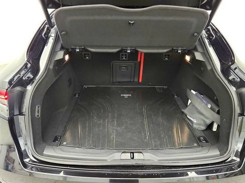 Used 2022 Maserati Levante GT AWD/4WD image 22