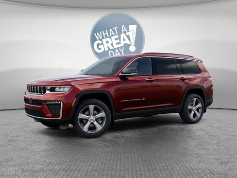 New 2026 Jeep Grand Cherokee L Limited w/ Trailer Tow Package AWD/4WD image 3